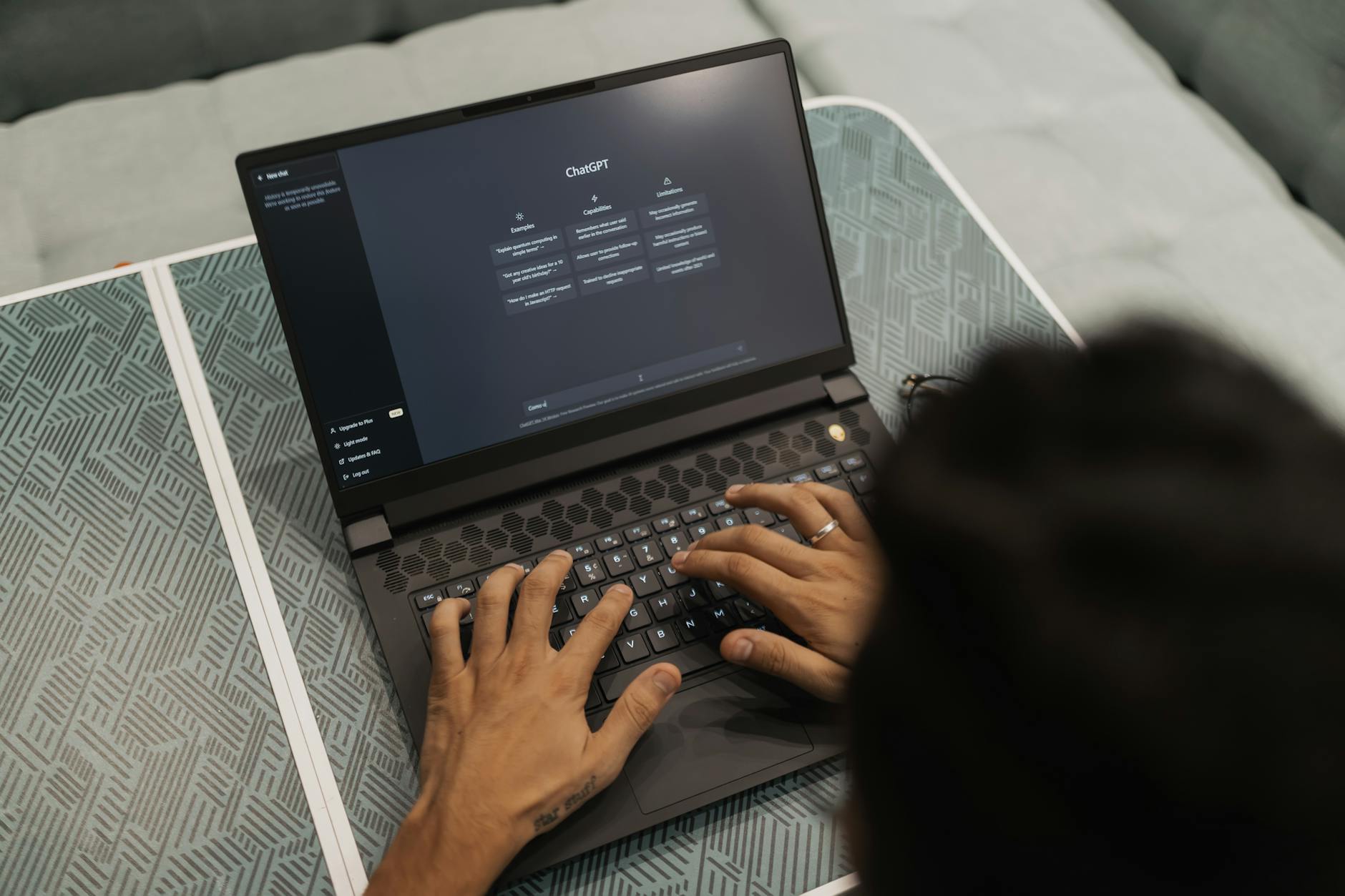 Comment Meta aide les managers à gagner du temps avec l&rsquo;IA