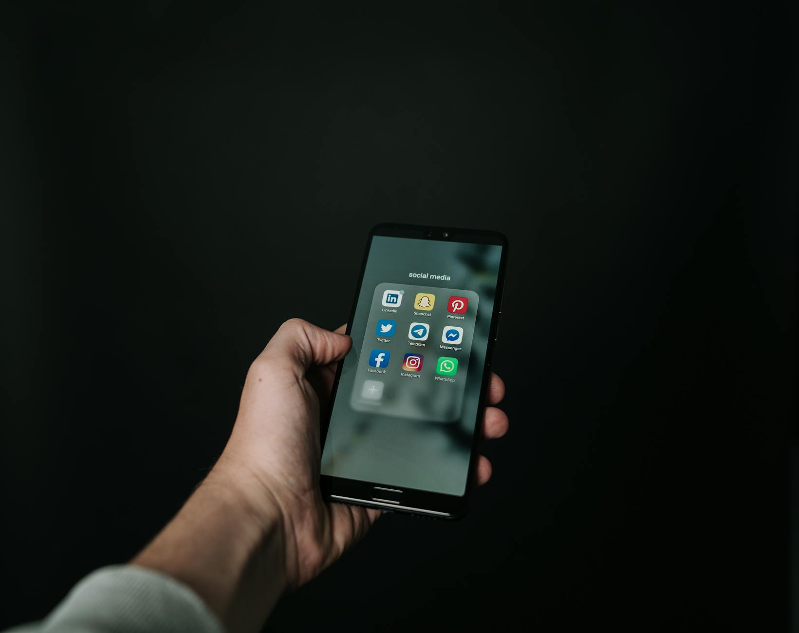 Comment les managers utilisent l&rsquo;IA pour optimiser leur photo dump Instagram
