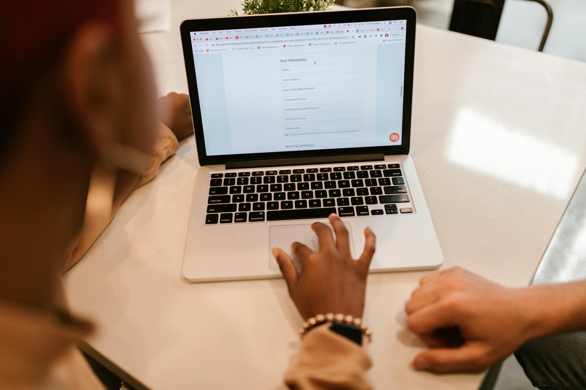 Comment l&rsquo;automatisation renforce votre productivité au travail